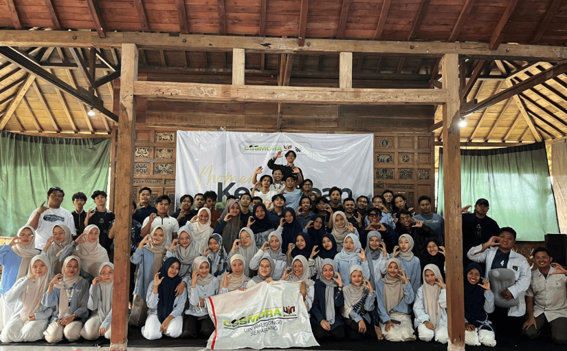 ANTUSIAS DAN PENUH CERITA, CSSMoRA UIN WALISONGO SEMARANG GELAR MOMEN KEAKRABAN 2025 DI KAMPOENG DJOWO SEKATUL