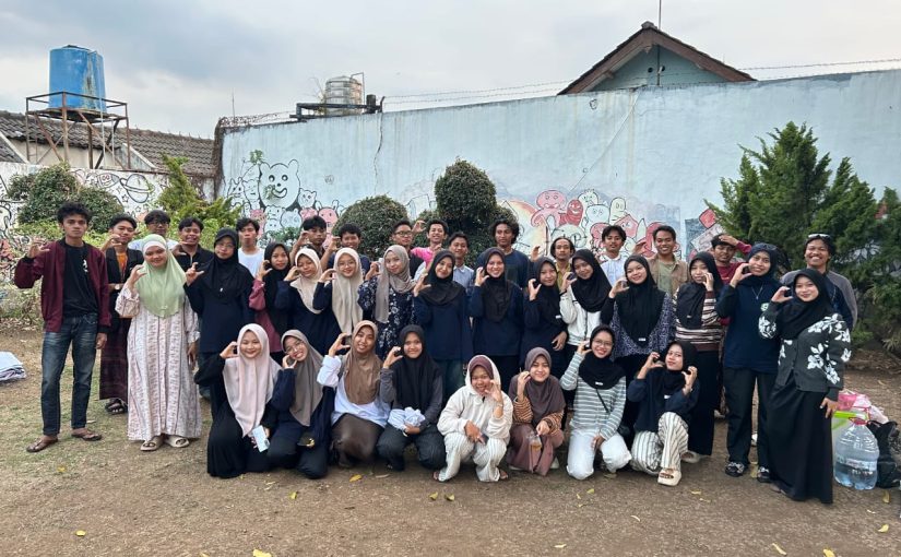Happynest #1 Edisi Ngerujak, CSSMoRA UIN Walisongo Pererat Kebersamaan melalui Momen Santai